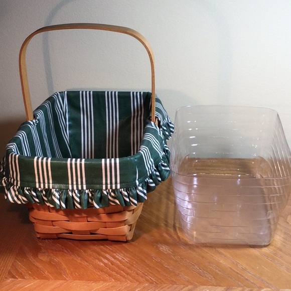 Longaberger 1998 small market basket with protector insert, green/white liner - Picture 8 of 13